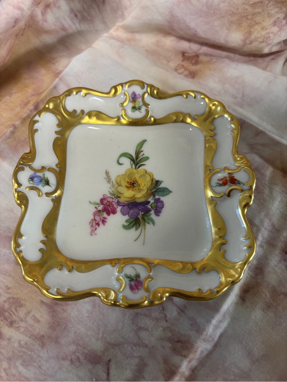 Kueps Bavaria White and Gold Floral Porcelain Trinket Dish